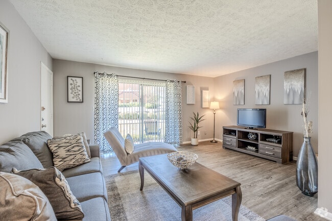 3 habitaciones, 2 baños, 130 metros cuadrados, sala de estar - The Apartments at President Park