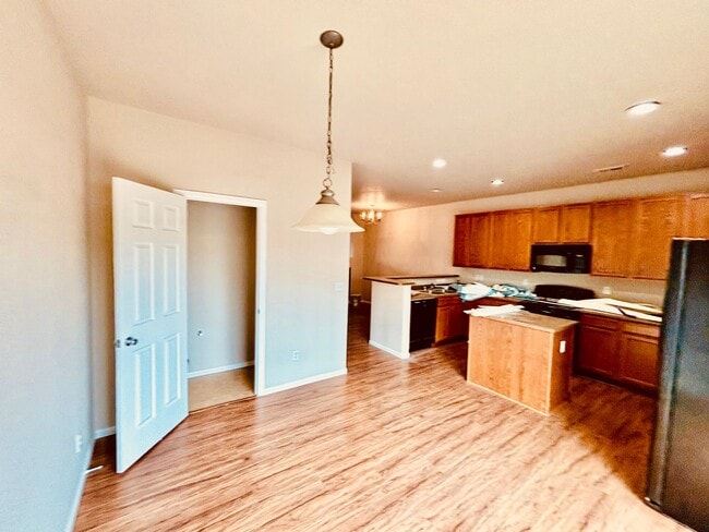 Photo - Shannara Grove townhome for rent!