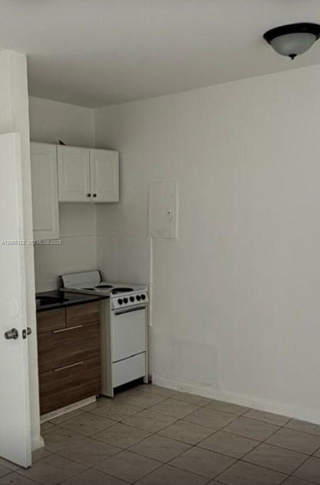 Photo - 1861 NW 49th St