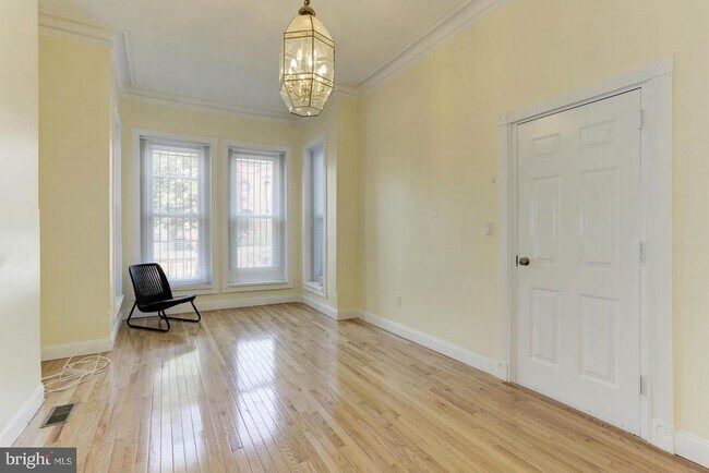 Photo - 1915 11th St NW