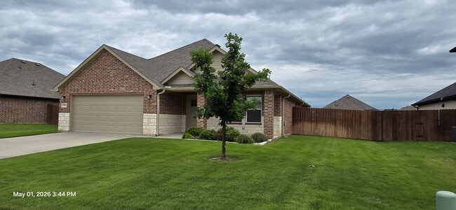 Photo - Elegant home in Stonewood Estates