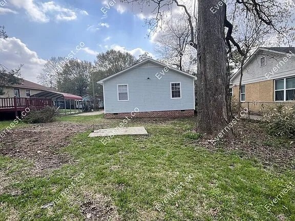 Photo - 320 McTyere Ave