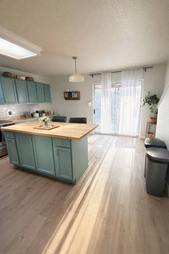 Photo - 630 San Augustine Blvd