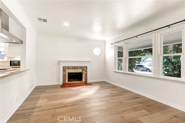 351 W Elm Ave