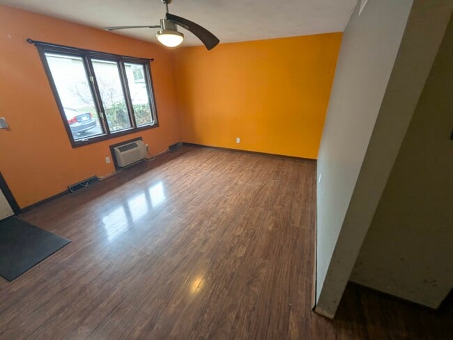 Photo - 2027 Eggleston Rd Unit 2027 Eggleston Rd 1B Rear