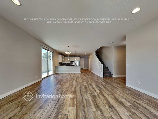 Photo - 16428 S 10th St