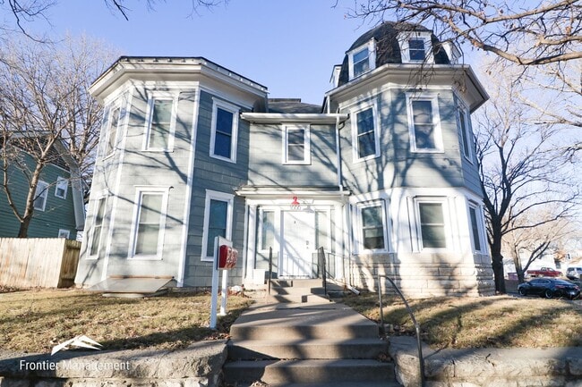 Building Photo - 1000 Leavenworth St Unit 1