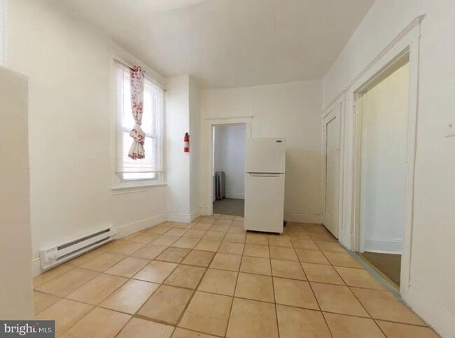 Photo - Akings Unidad 5135 Irving St -2