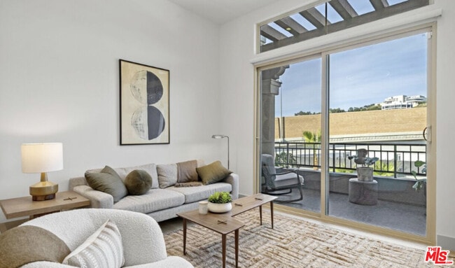 Photo - 130 S Sepulveda Blvd Unit 203