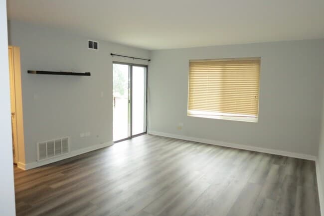 Photo - 6182 Pinewood Ct Unit 107