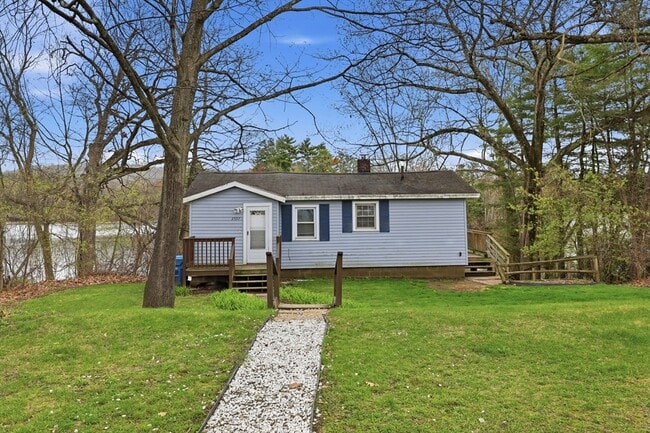 Photo - 2597 Boston Rd