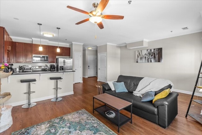 207 Delmont St Unidad Forest on Frazier