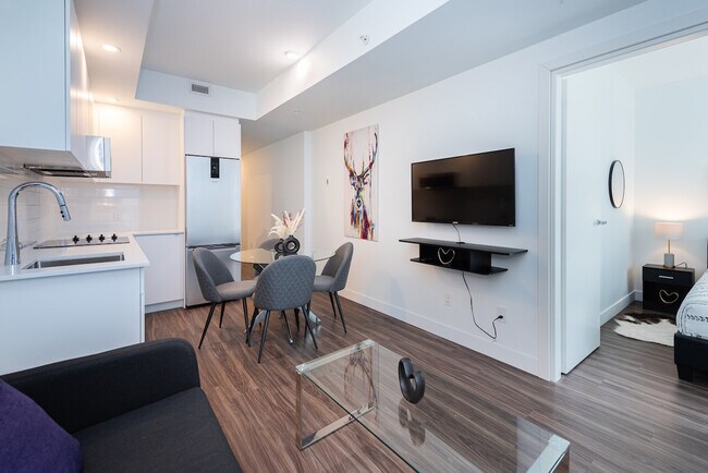 Photo - 1063 Rue de la Montagne Unité SI ID1261792P