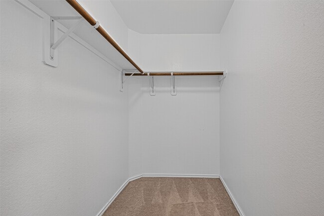 Building Photo - 1830 Cormorant Cres