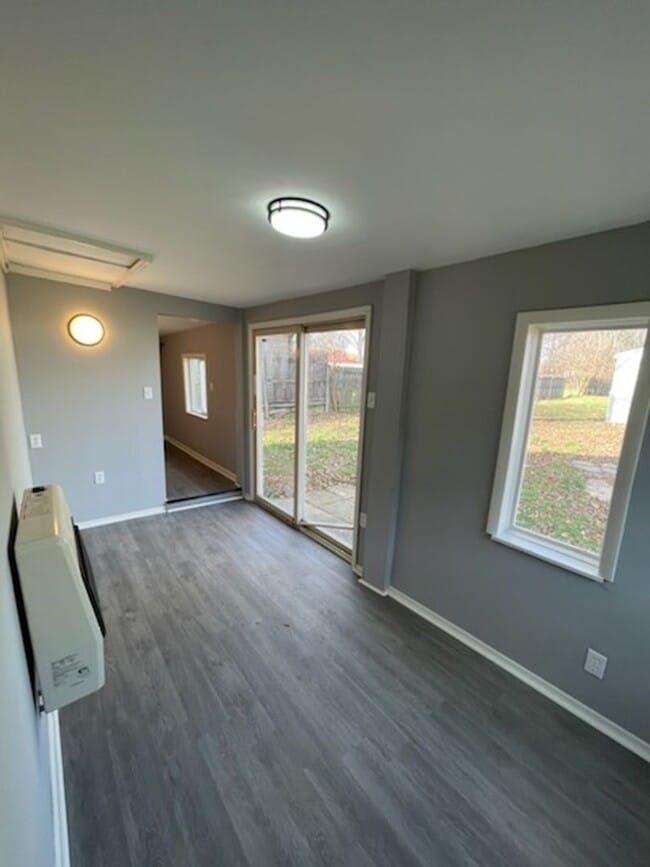 Photo - Newly Renovated Columbus Gem with Bright S...