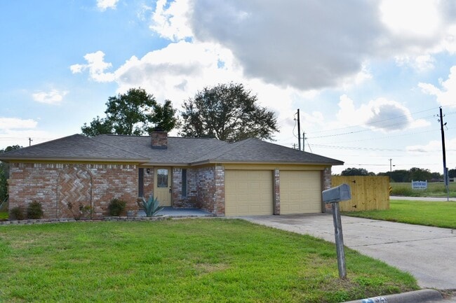 Photo - 521 26th Ave N