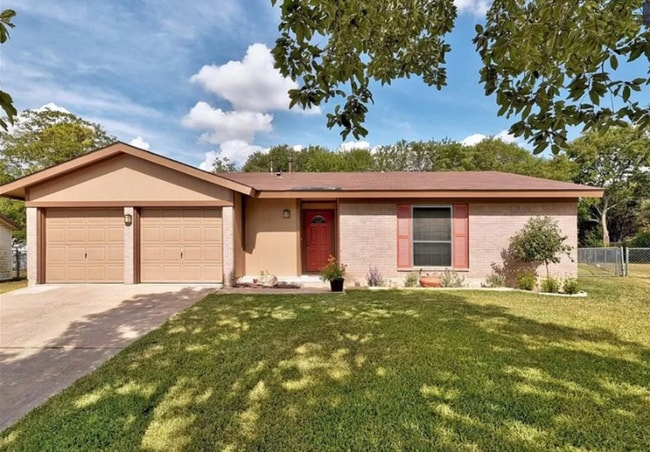 Building Photo - 7102 Moat Cove