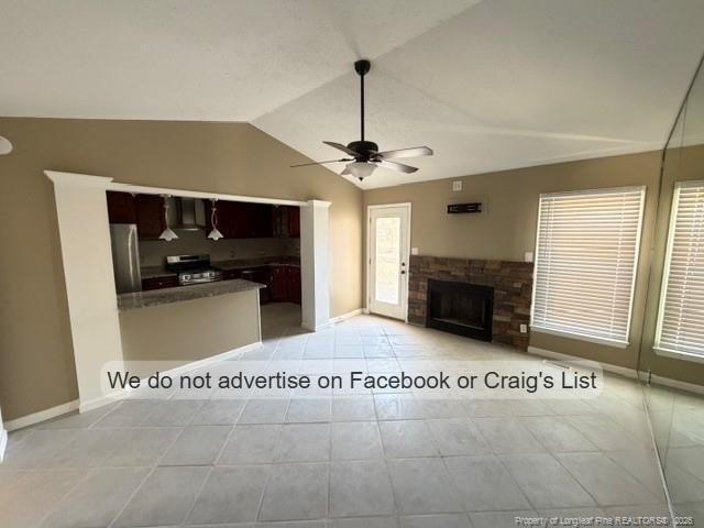 Photo - 1986 Christopher Way