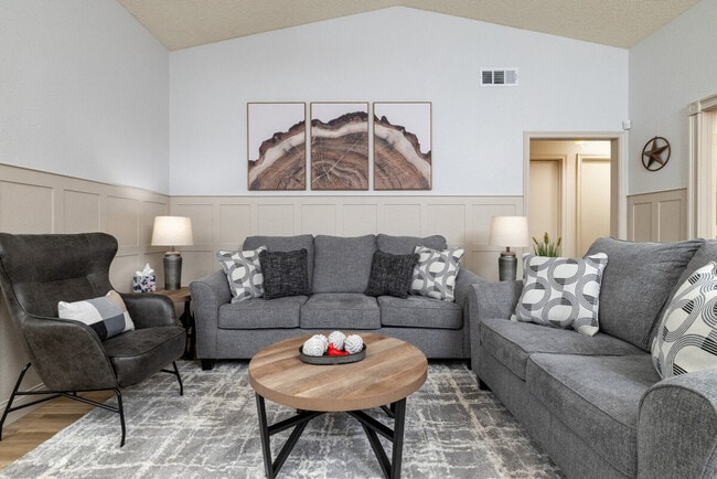 Photo - 8421 Willow Creek Dr Unit SI ID1575057P