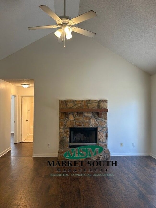 Photo - BRANDLEWOOD CUL-DE-SAC OFF GARRARD