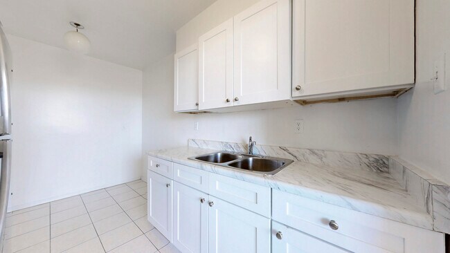 Photo - Buckingham House