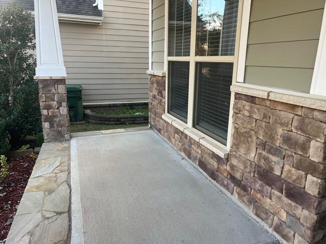 Photo - 2121 Chipley Dr