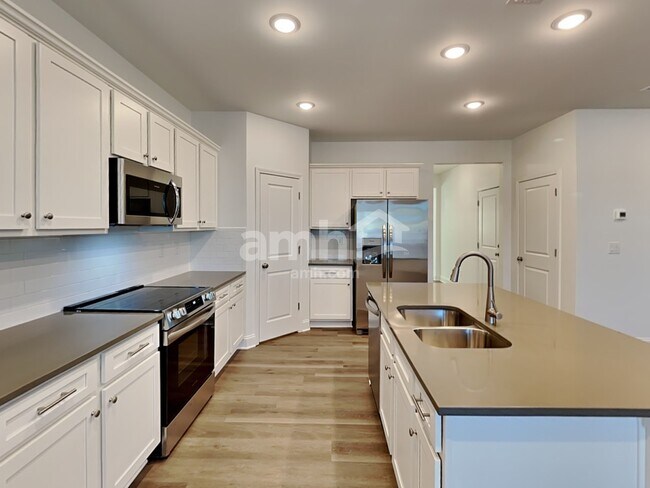 Photo - 1285 Soapstone Rd