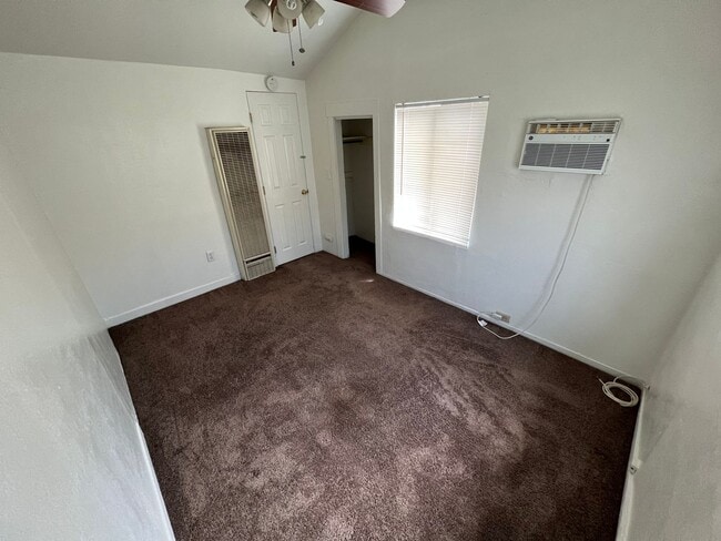 Photo - 10919 Unit STUDIO