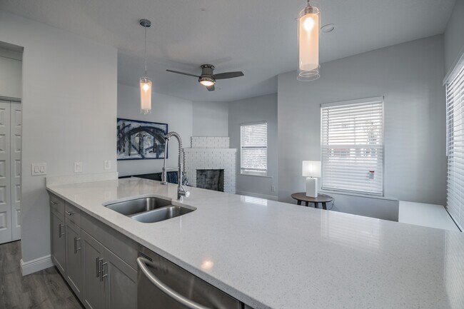 Photo - 486 9th Ave N Unit 486