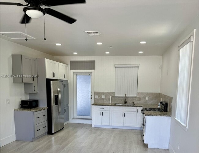 Photo - 2130 Plunkett Ct