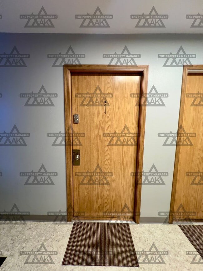 Photo - 28th Ave 1215- Unidad #1