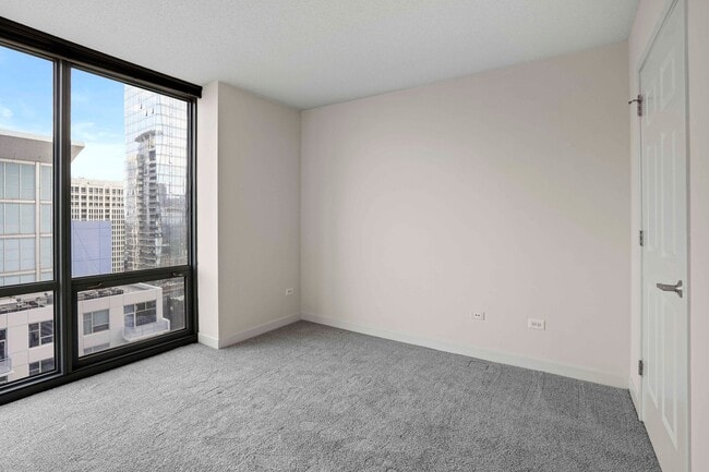 Photo - 1240 S Michigan Ave
