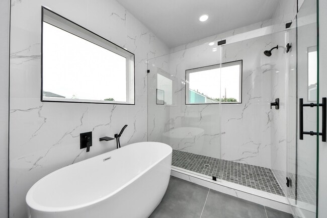 Building Photo - 6816 Del Rio St