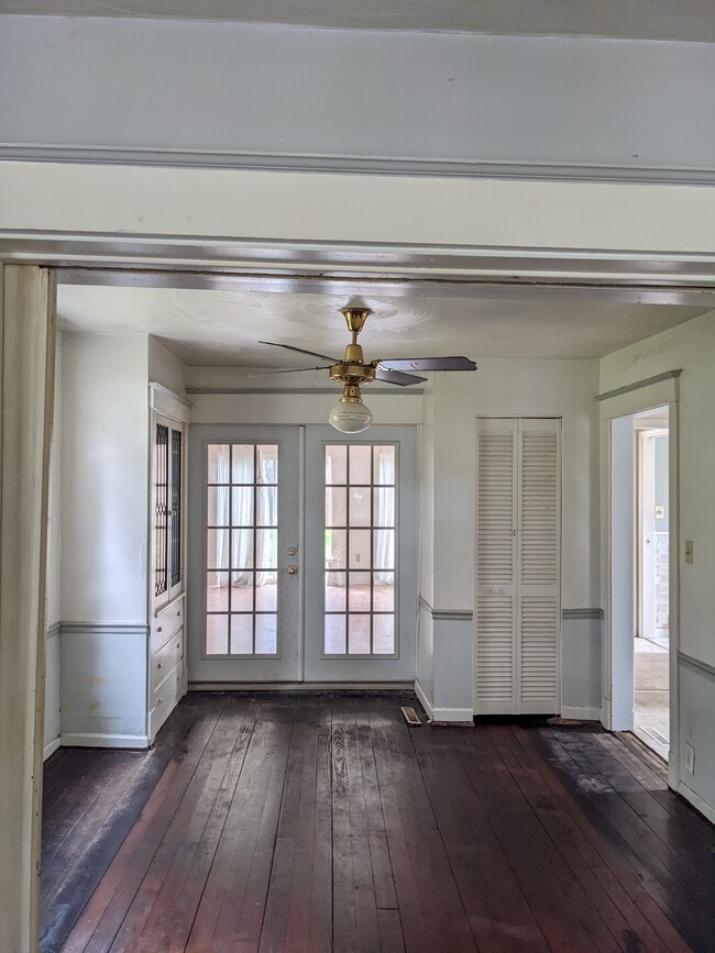 Photo - 8111 Bull Creek Rd House