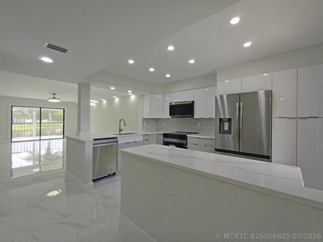 Photo - 7280 Amberly Ln Unit 207