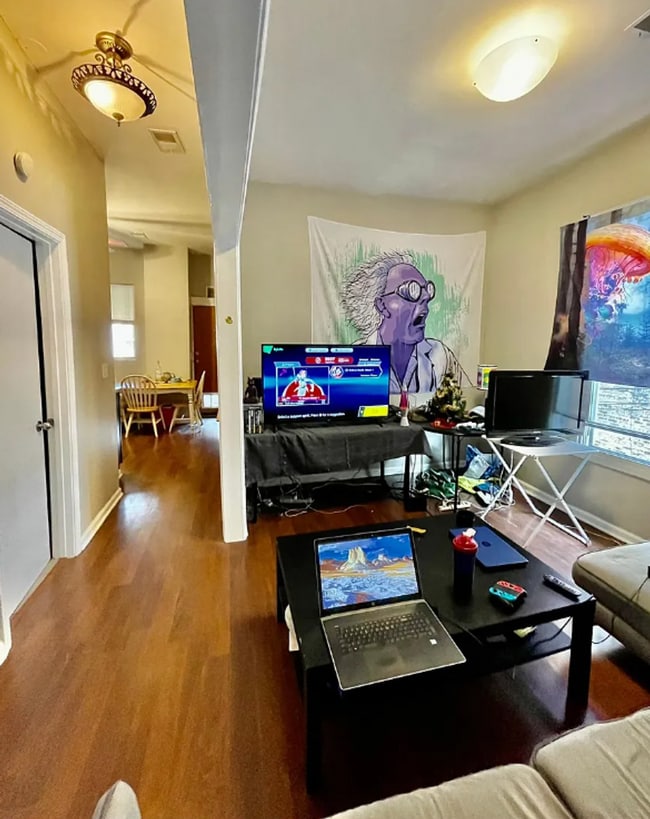 Photo - 3848 W Roscoe St Unit #1