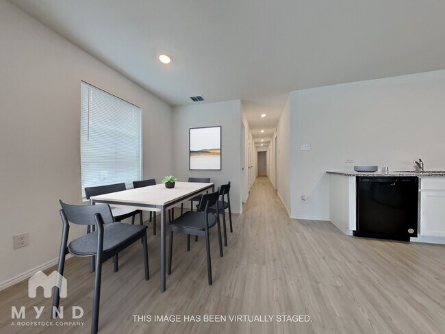 Photo - 6808 Sunbeam Cir
