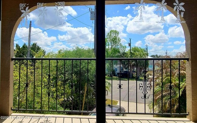 Photo - 3415 Holly Springs Dr