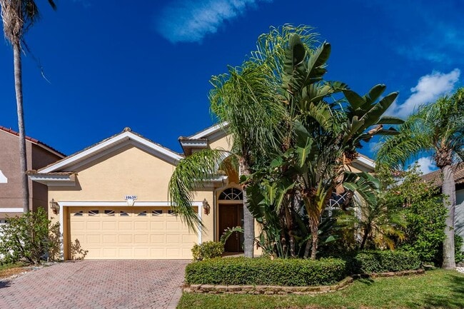 Building Photo - 10639 Hatteras Dr