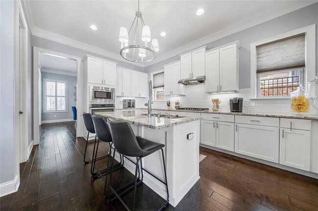 Photo - 3165 Oakdale Rd