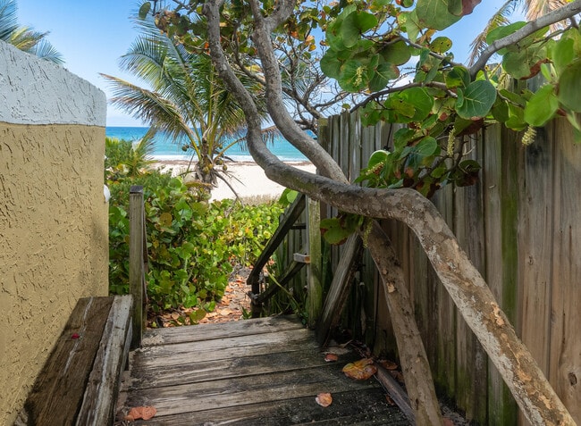 Photo - 205 Coral Rd Unit 3