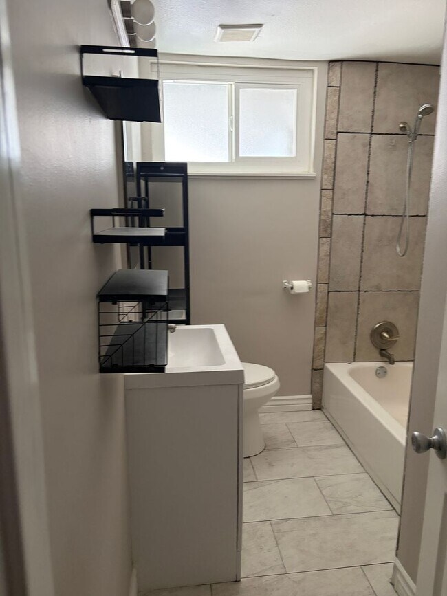 Photo - Very Spacious 4 bedroom in Needles, CA