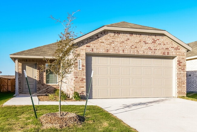 Photo - 1719 Crossbill St