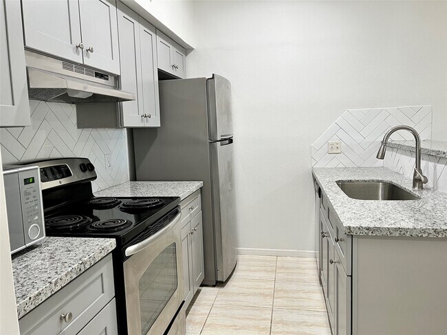 Photo - 2626 Holly Hall St Unit 307