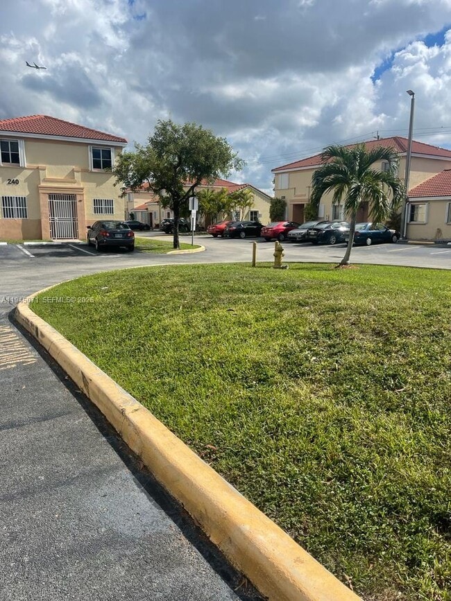 Photo - 240 NW 114th Ave