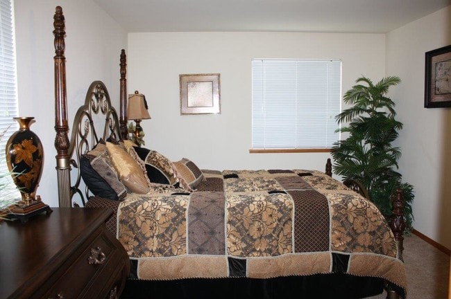 Park Creek Apartments, LLC