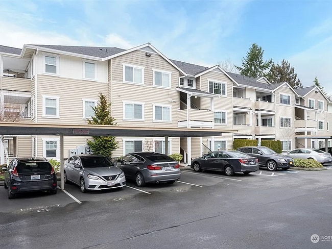 Photo - 13405 97th Ave E Unidad 206