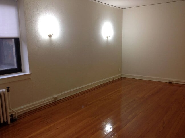 Photo - Palisades Towers