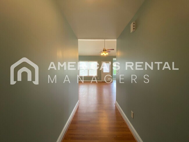 Photo - Home for Rent in Woodstock! View with 48 Hours Notice!
