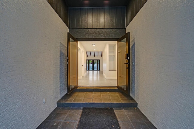 Photo - 3501 N Park Rd